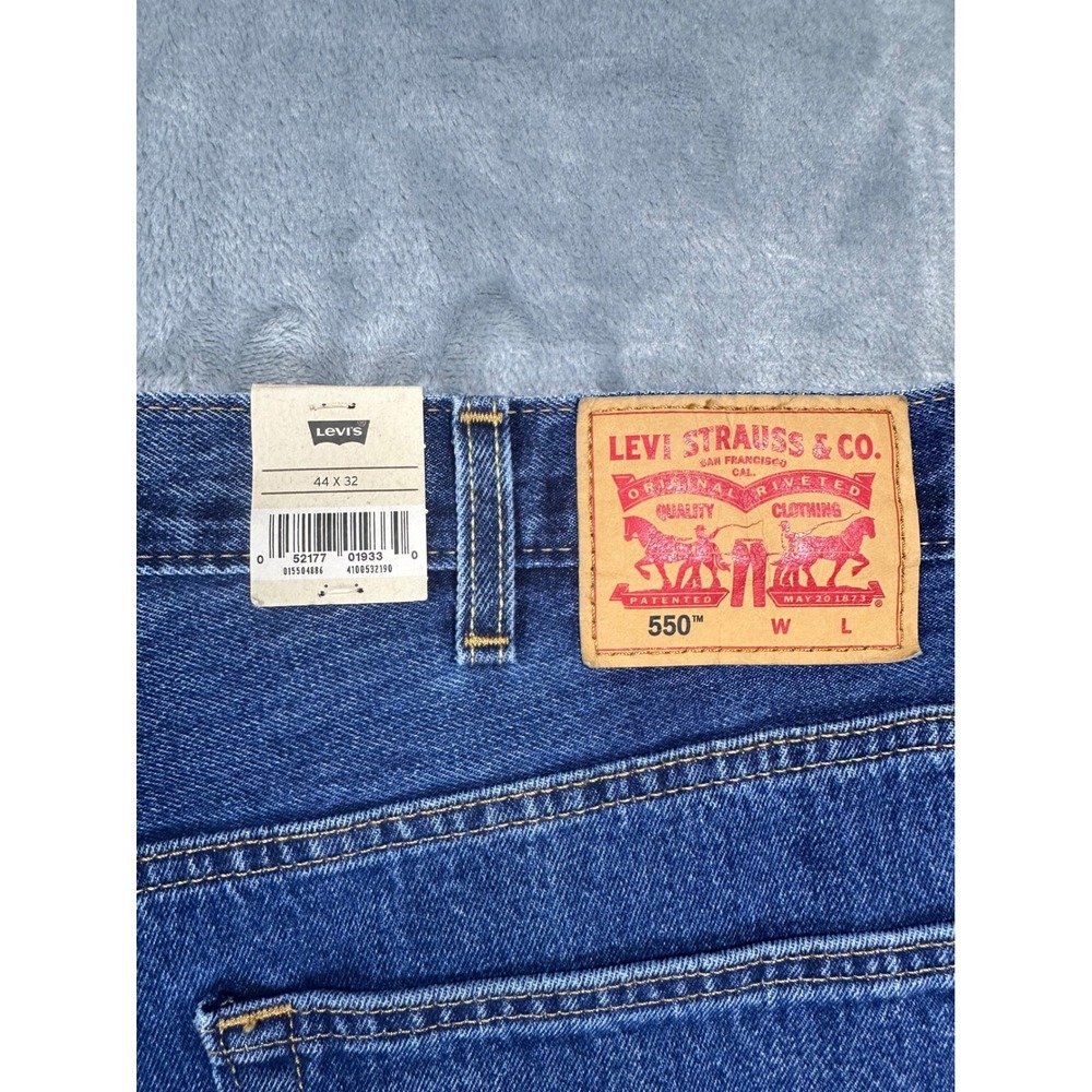 Levis 550 Relaxed Fit Jeans Mens 44x32 Big and Tall Medium Wash Denim 01550-4886 - Picture 9 of 11